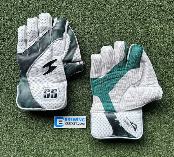 Ss wicket hot sale keeping gloves