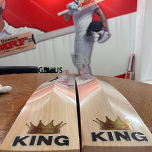 MRF '' The King '' - EW. Original Players Bats