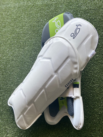 Kookaburra Kahuna Players  - Keeping Pads